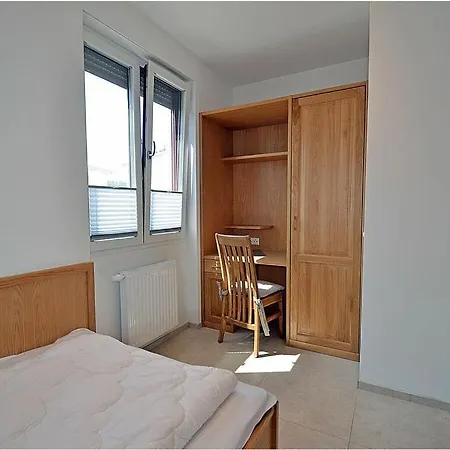 Sea Noise 18a Comfortable Vacation Holiday home