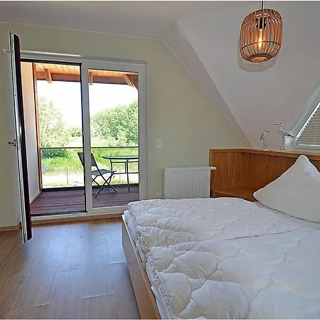 Sea Noise 18a Comfortable Vacation Holiday home *